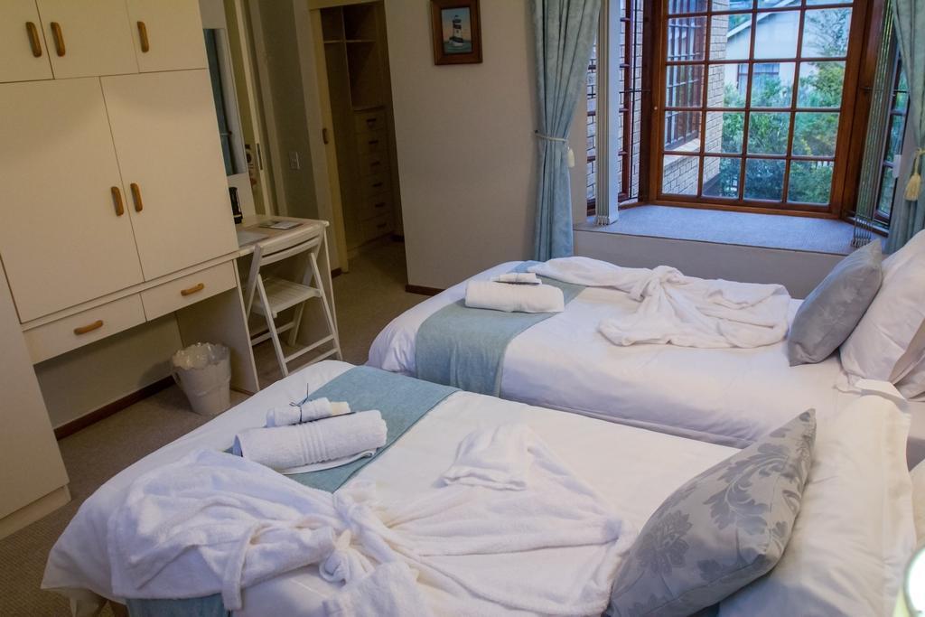 Bayside Lodge Garden Route B&B Плеттенберг-Бей Экстерьер фото