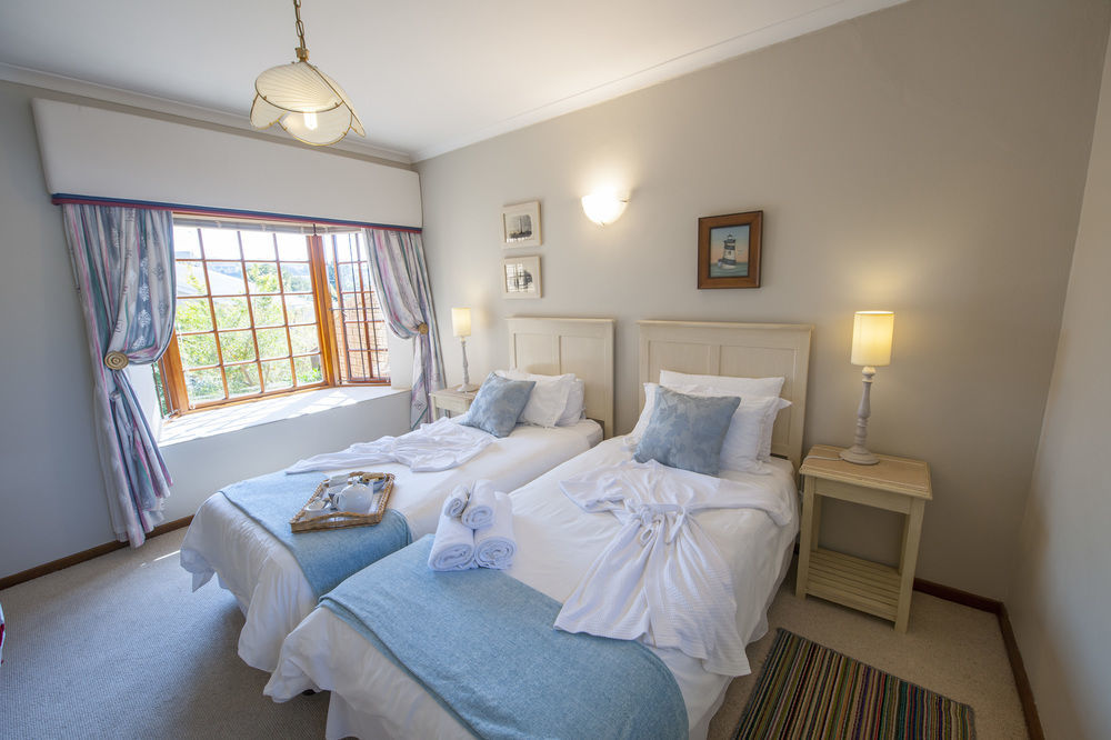 Bayside Lodge Garden Route B&B Плеттенберг-Бей Экстерьер фото